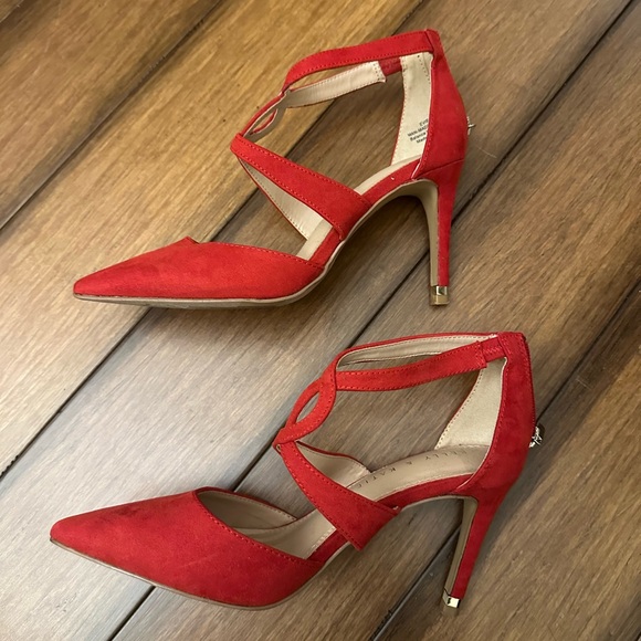 WORN ONCE Red Stiletto Heels Size 7.5 - Picture 3 of 5